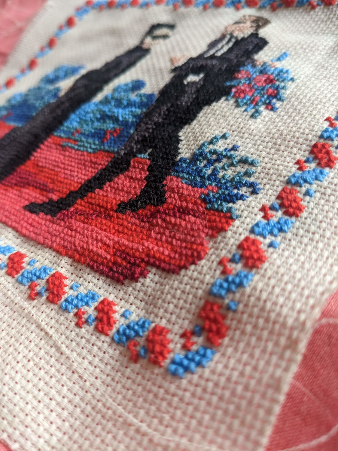 Flowers embroidery – view 1